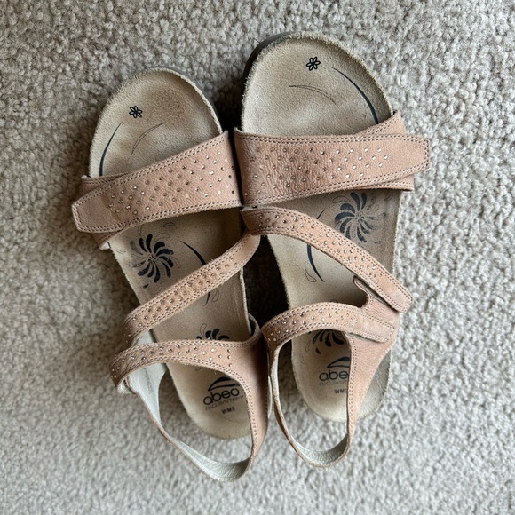 Abeo Shoes - Abeo  womens size 9 sandals